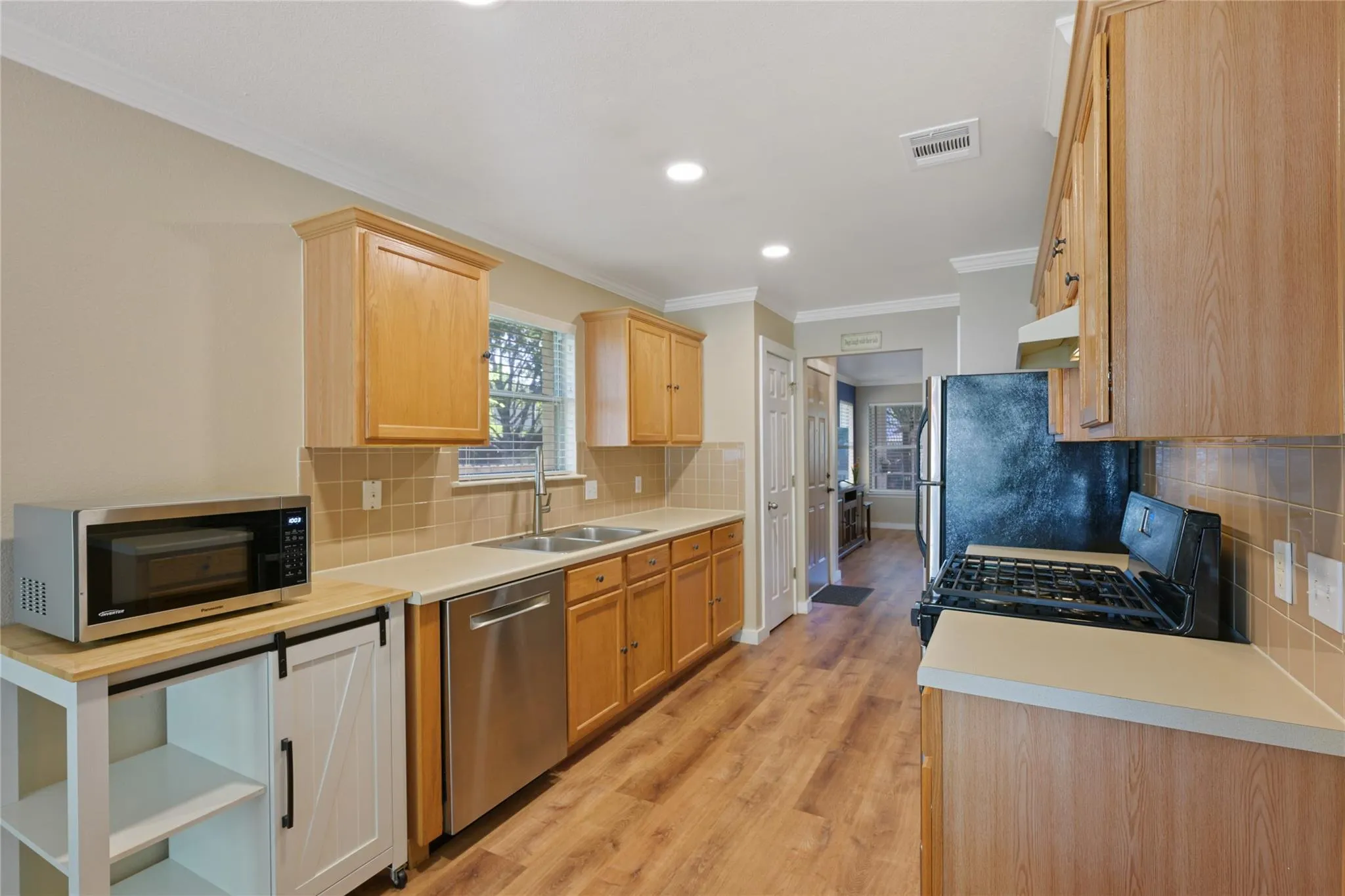 Photo 4 of 1804 MONKS TALE CT