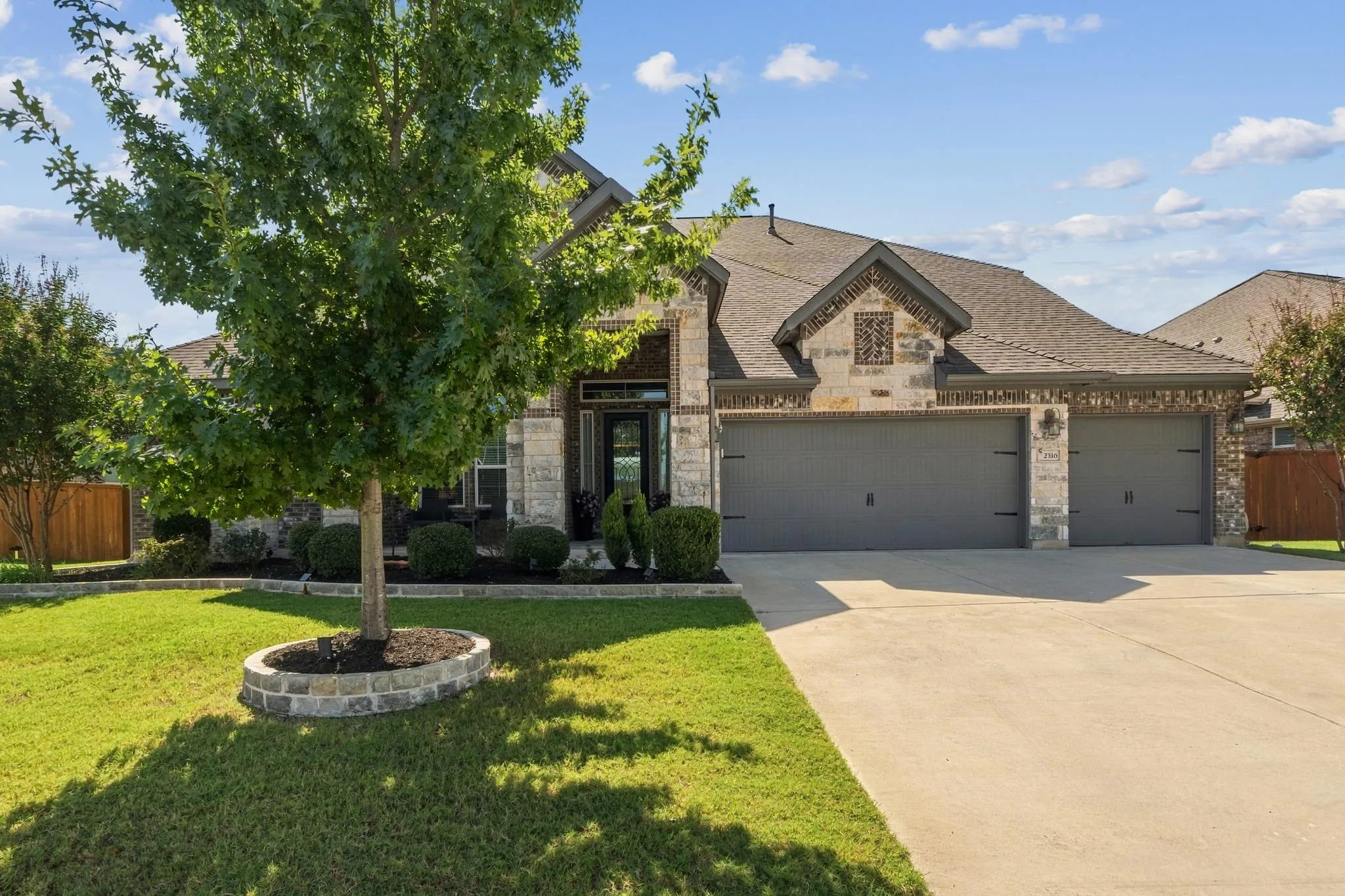 Photo of 2316 AIRPORT DR, Leander, TX, 78641
