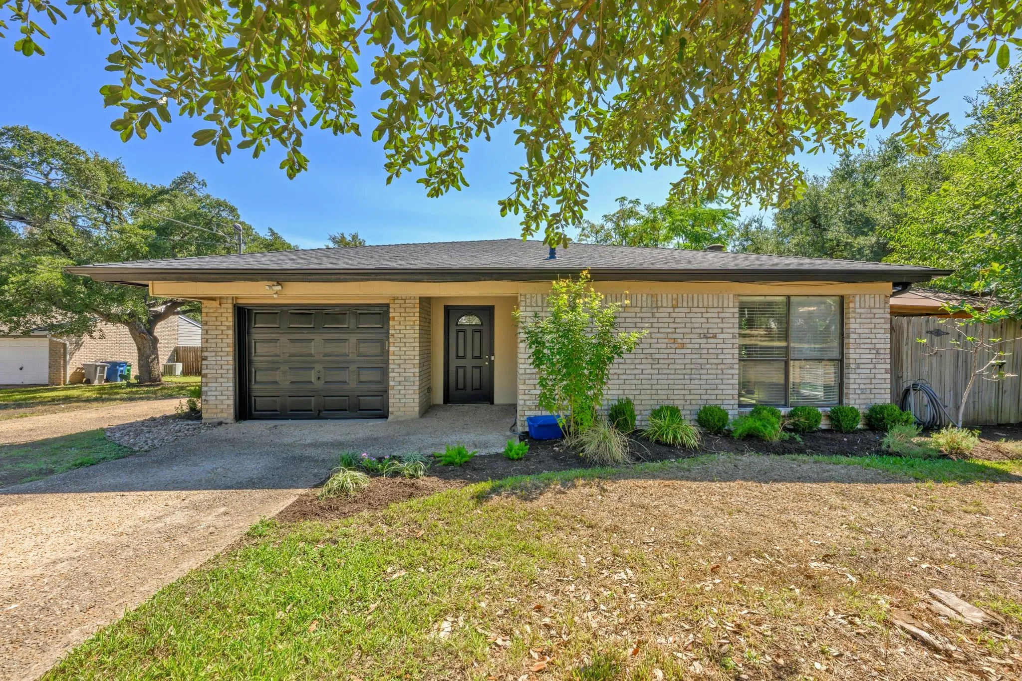 Photo of 11805 BELL AVE #A, Austin, TX, 78759