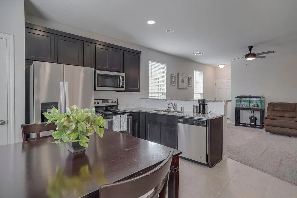 Photo 5 of 341 ANCELLOTTA WAY