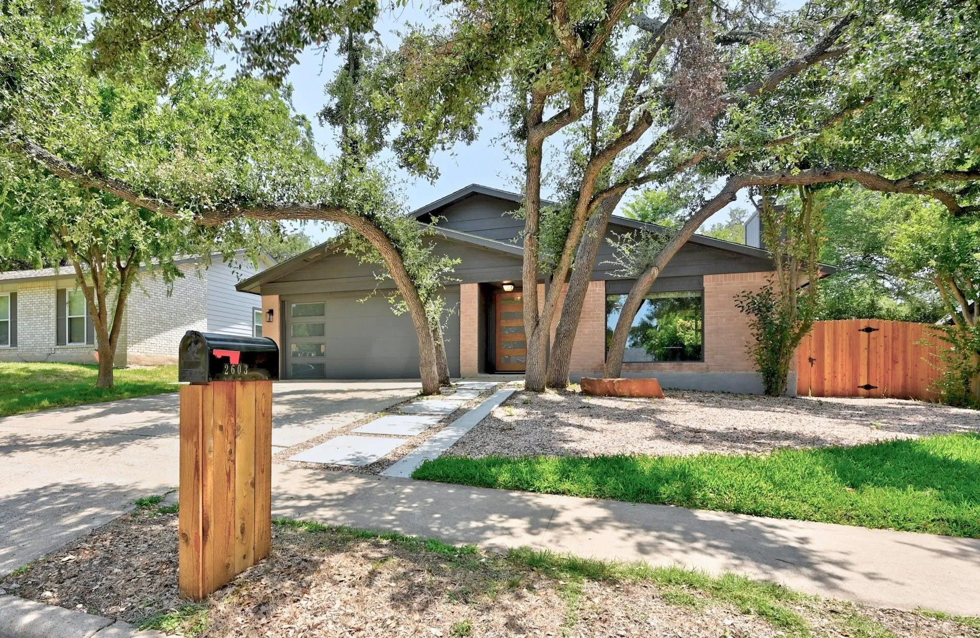Photo 2 of 2603 BURLY OAK DR