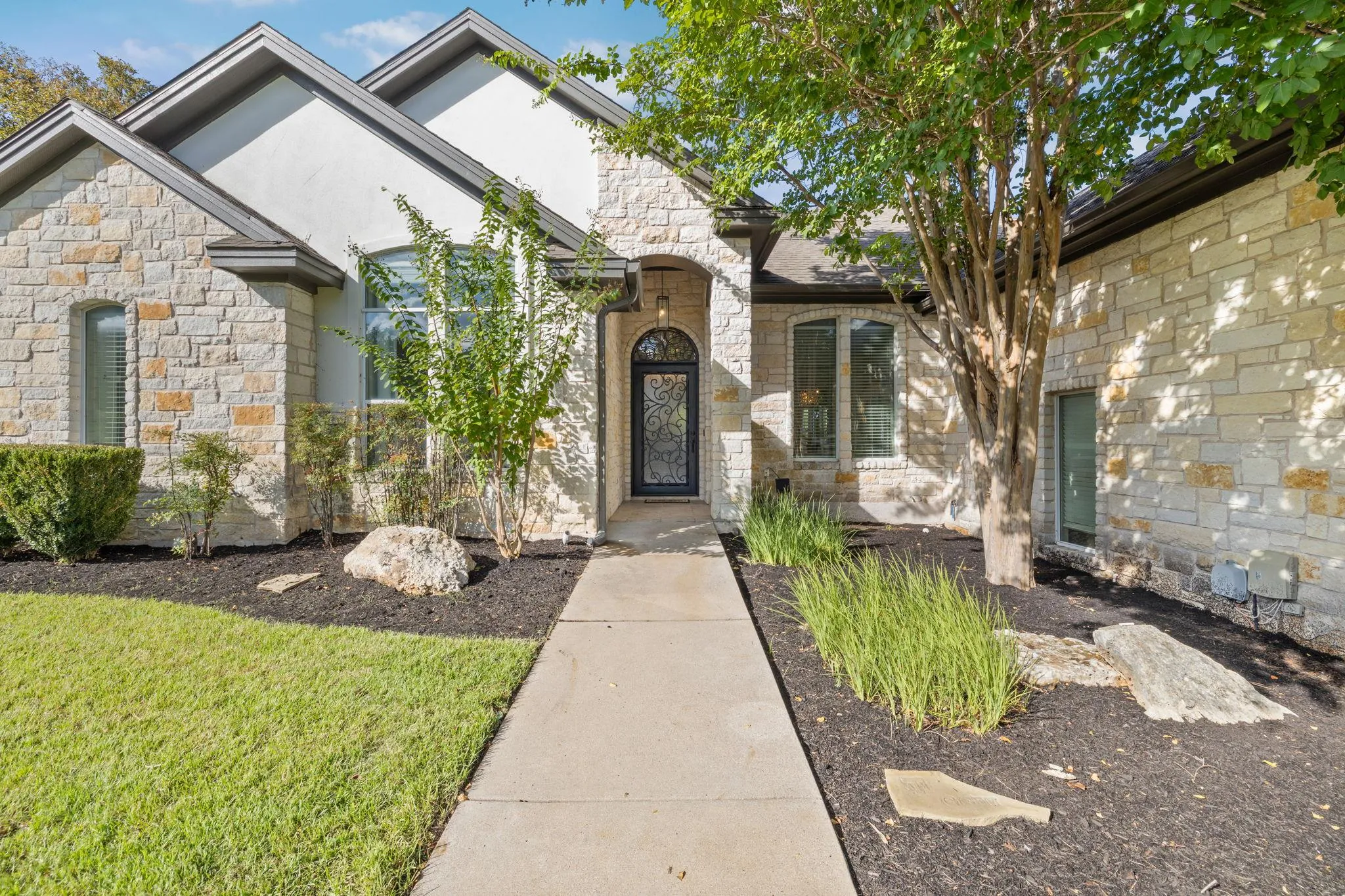 Photo of 409 NEW LIDO DR, Lakeway, TX, 78734