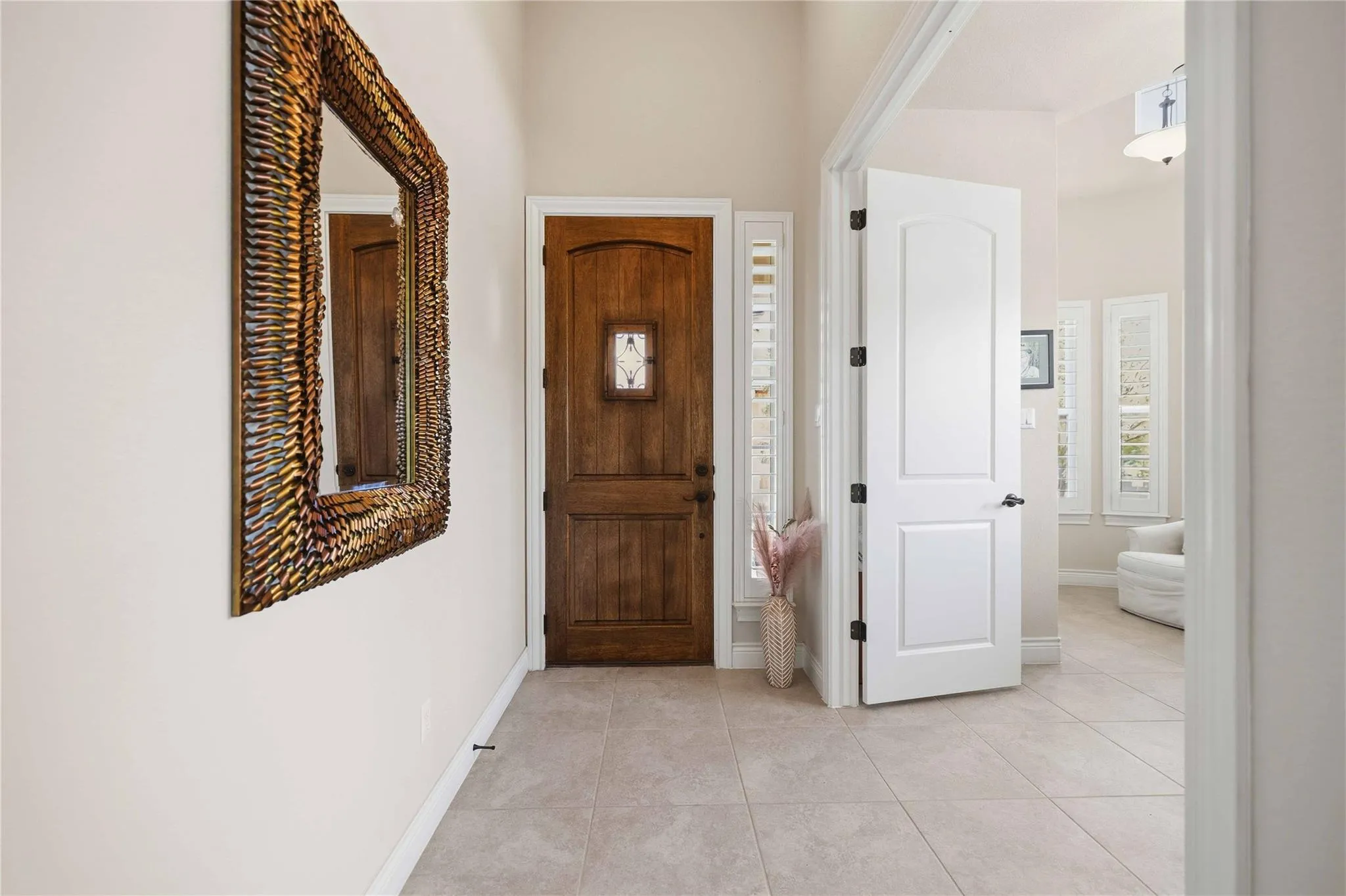 Photo 4 of 110 LUCIA CIR #1