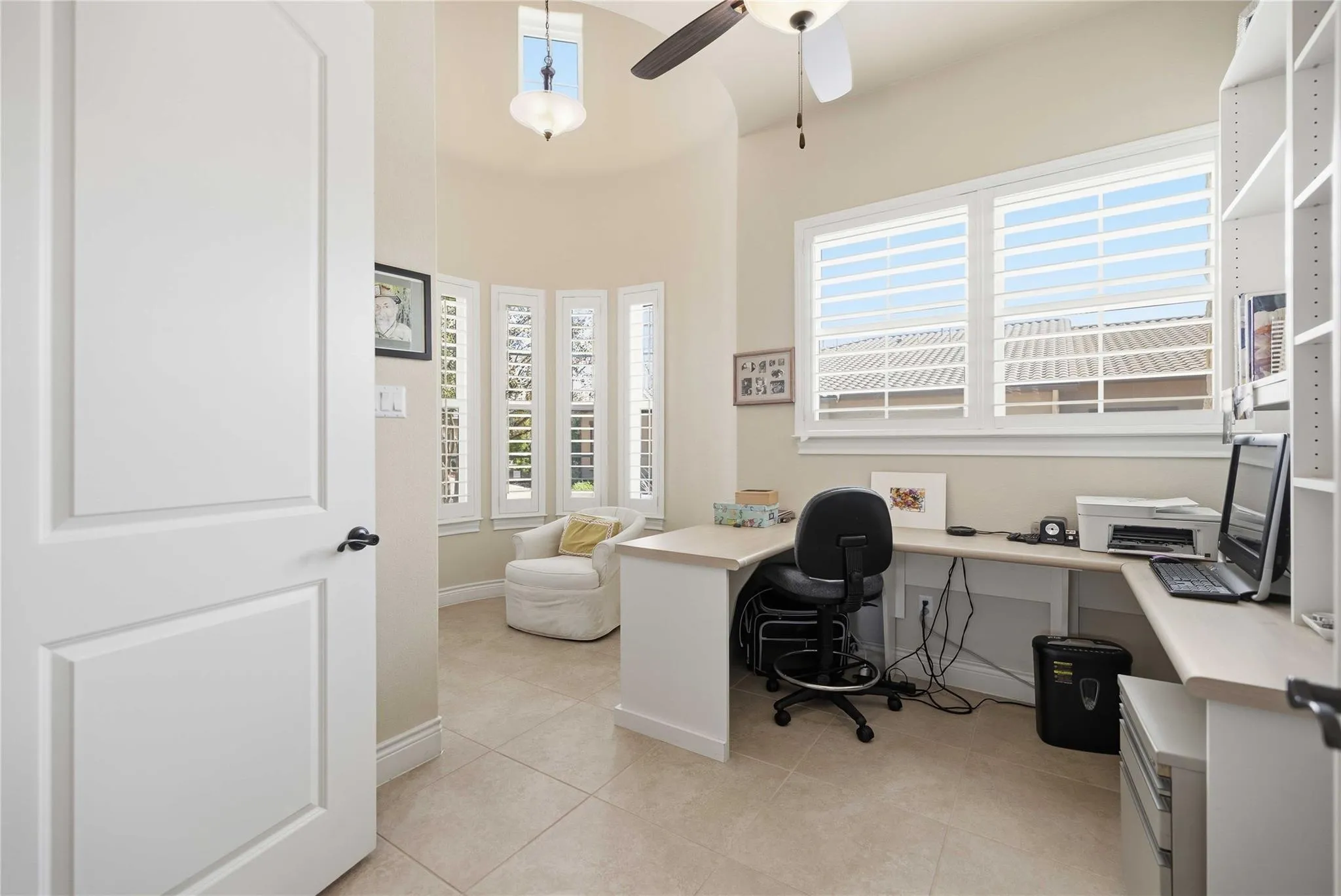 Photo 5 of 110 LUCIA CIR #1