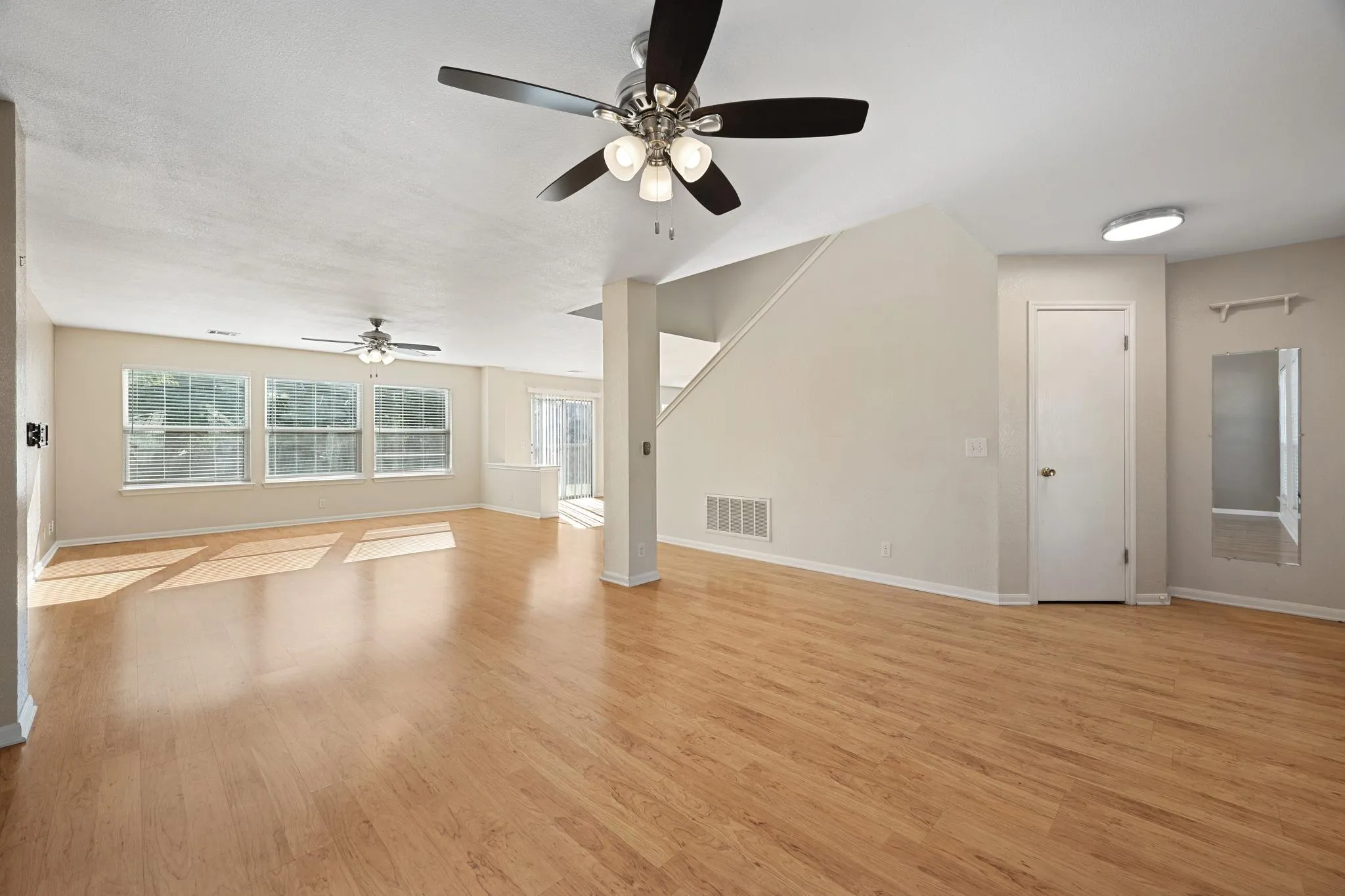 Photo 3 of 16703 MARSALA SPRINGS DR