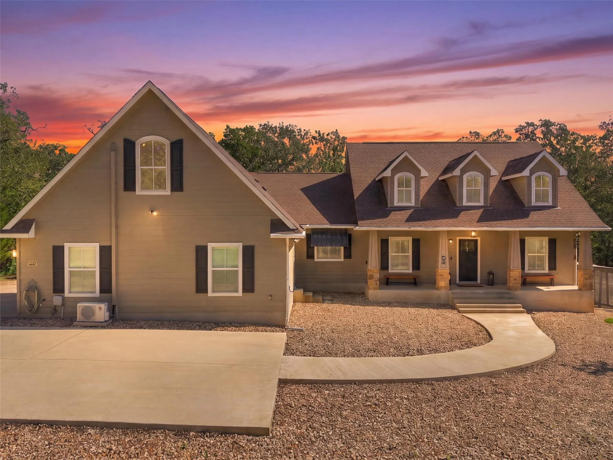 Photo of 138 WOOD HOLLOW CT, Bastrop, TX, 78602