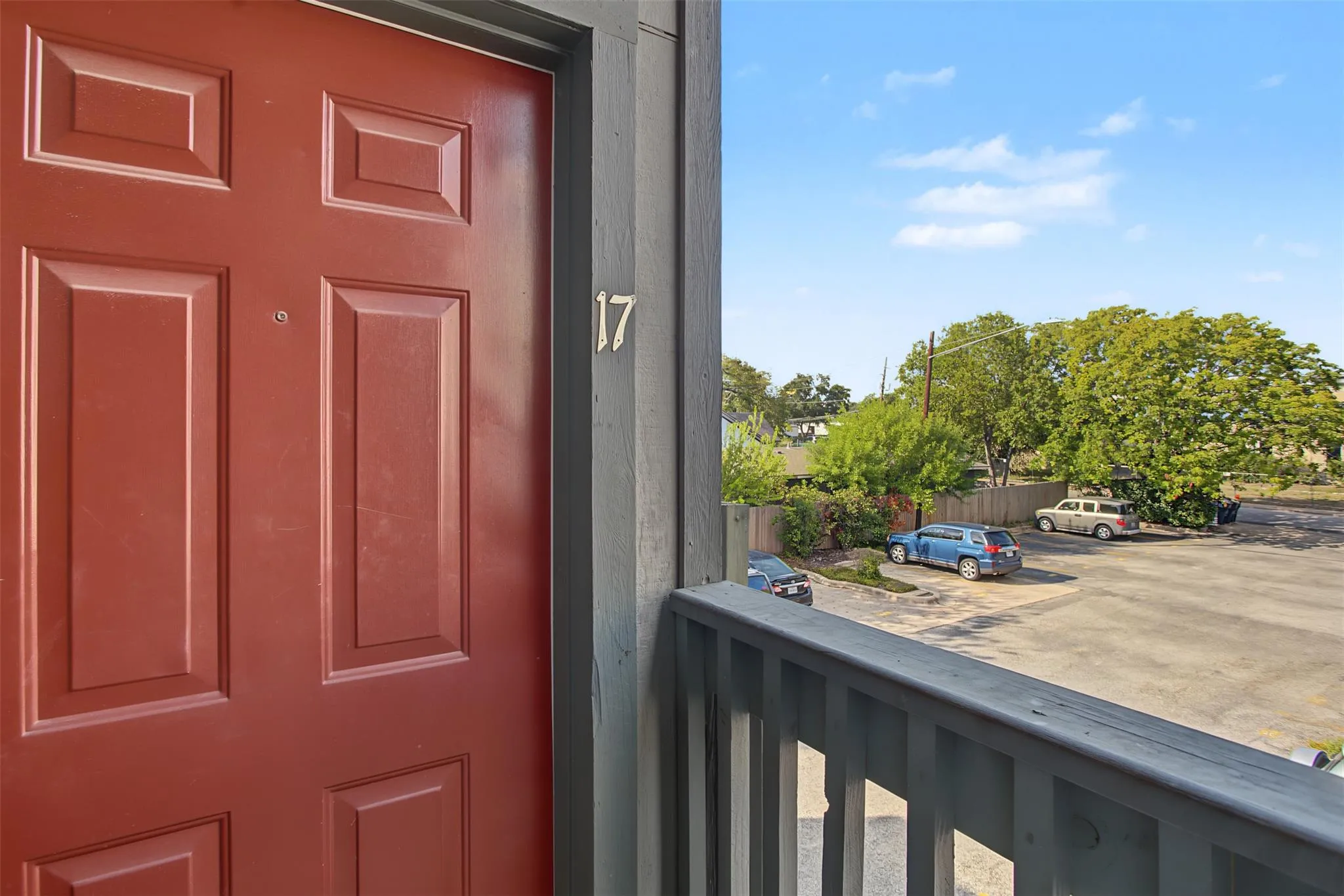 Photo 2 of 601 NELRAY BLVD #17