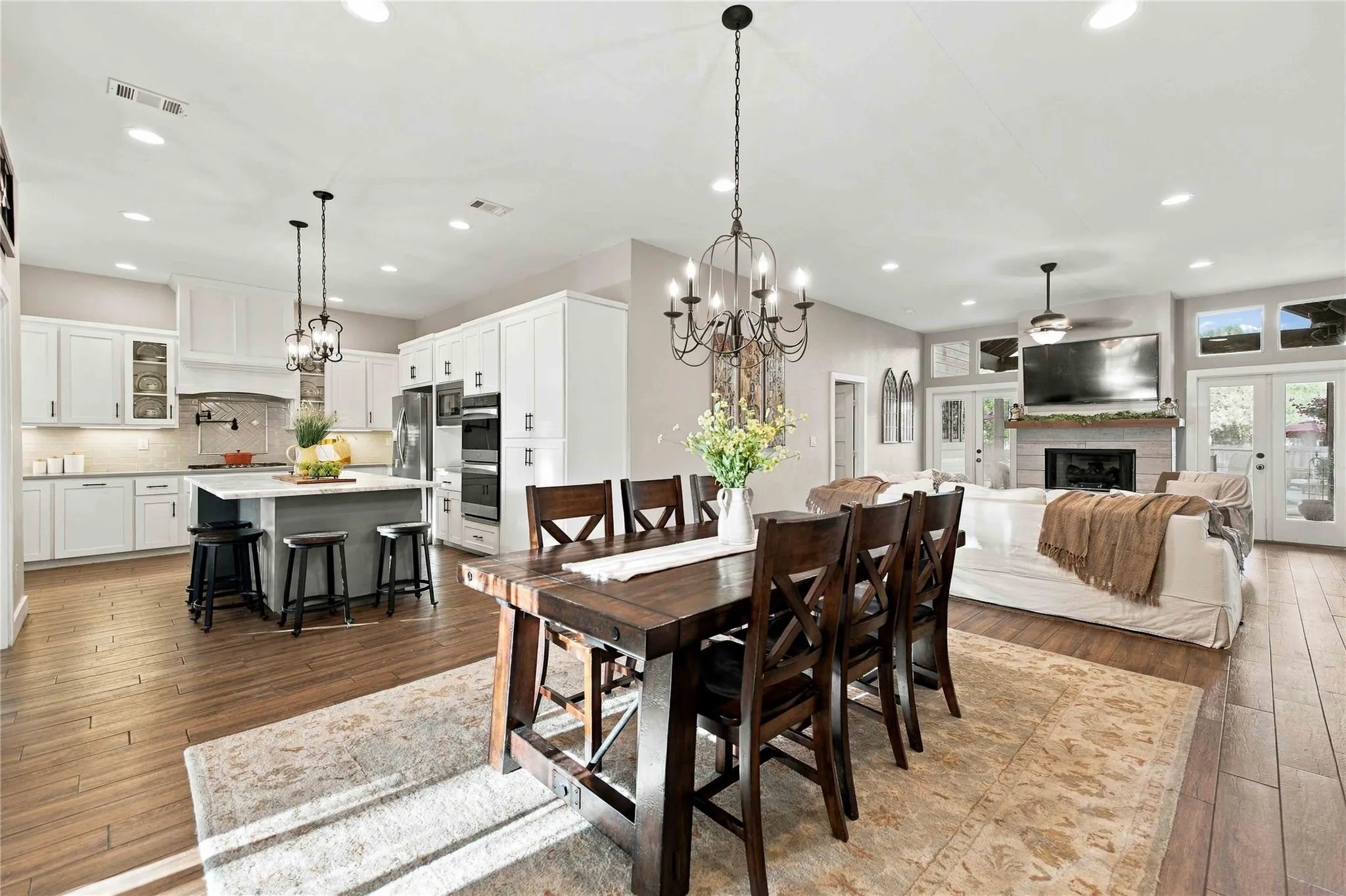 Photo 4 of 1814 EMERALD ISLE DR