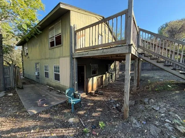 Photo 3 of 18210 LURA LN