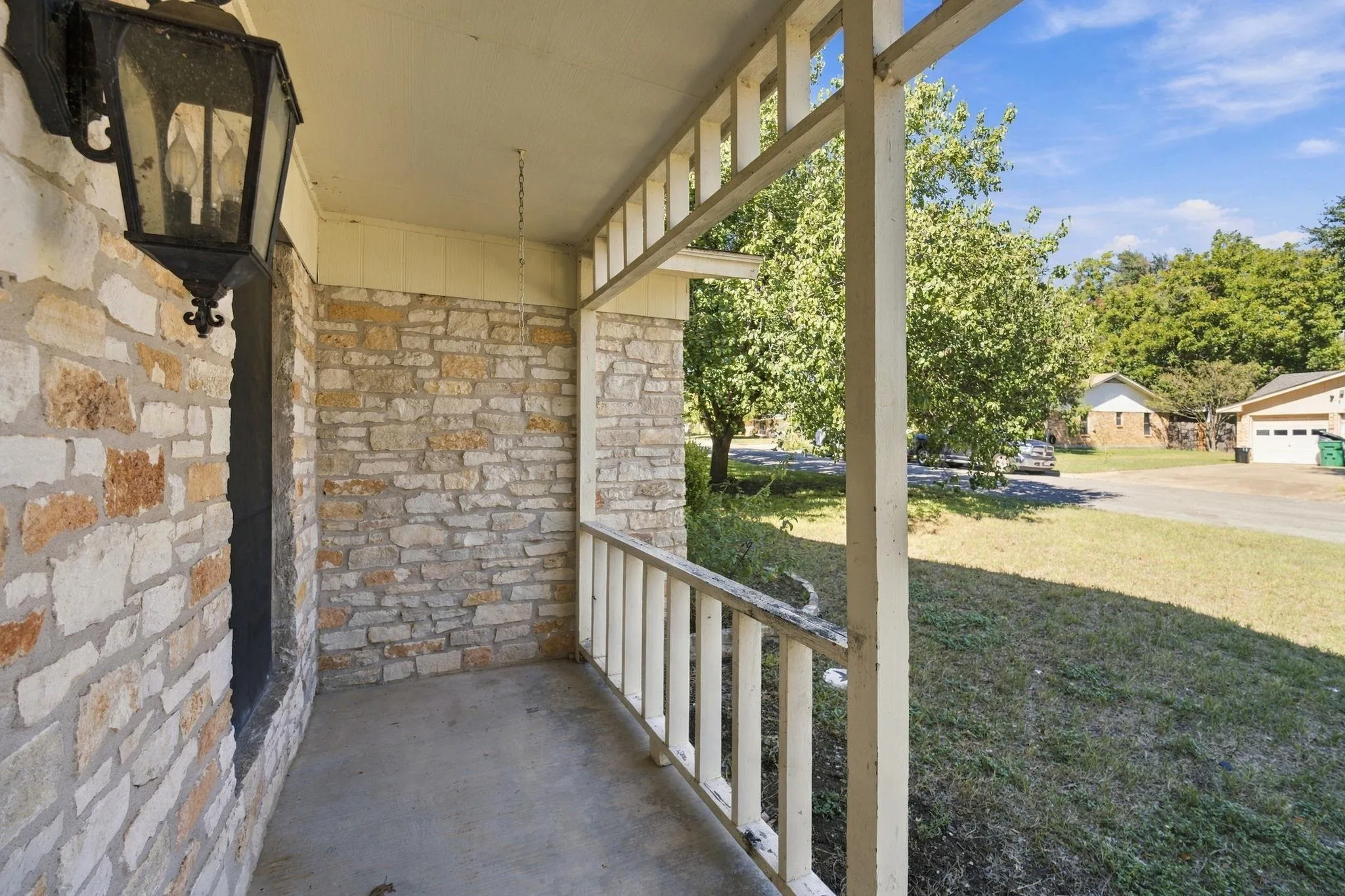 Photo 5 of 2105 MILDRED DR