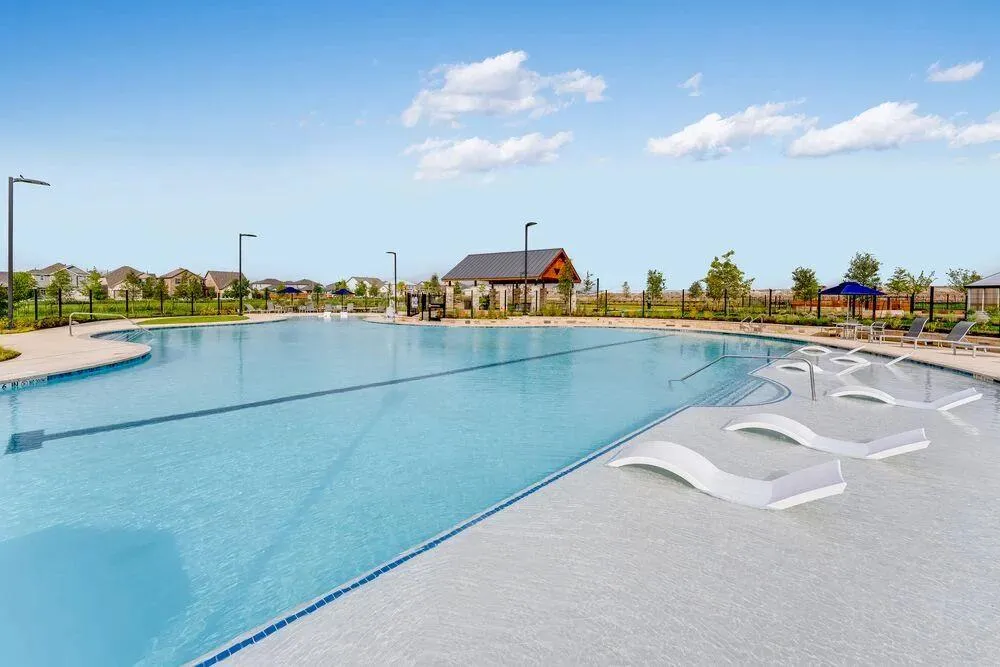 Photo 5 of 15421 BETSY ST