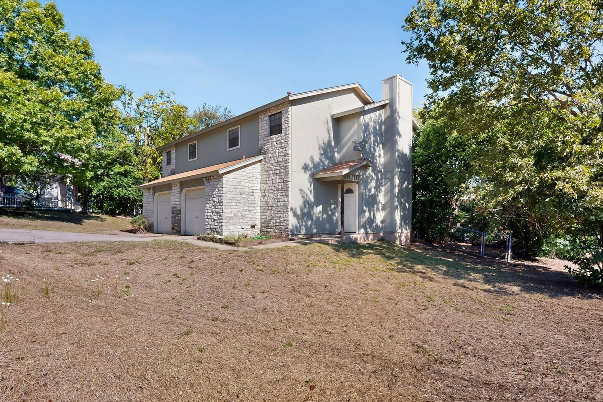 Photo 3 of 3312 THOMAS KINCHEON ST