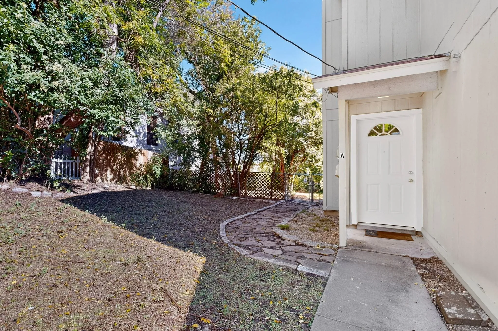 Photo 5 of 3312 THOMAS KINCHEON ST