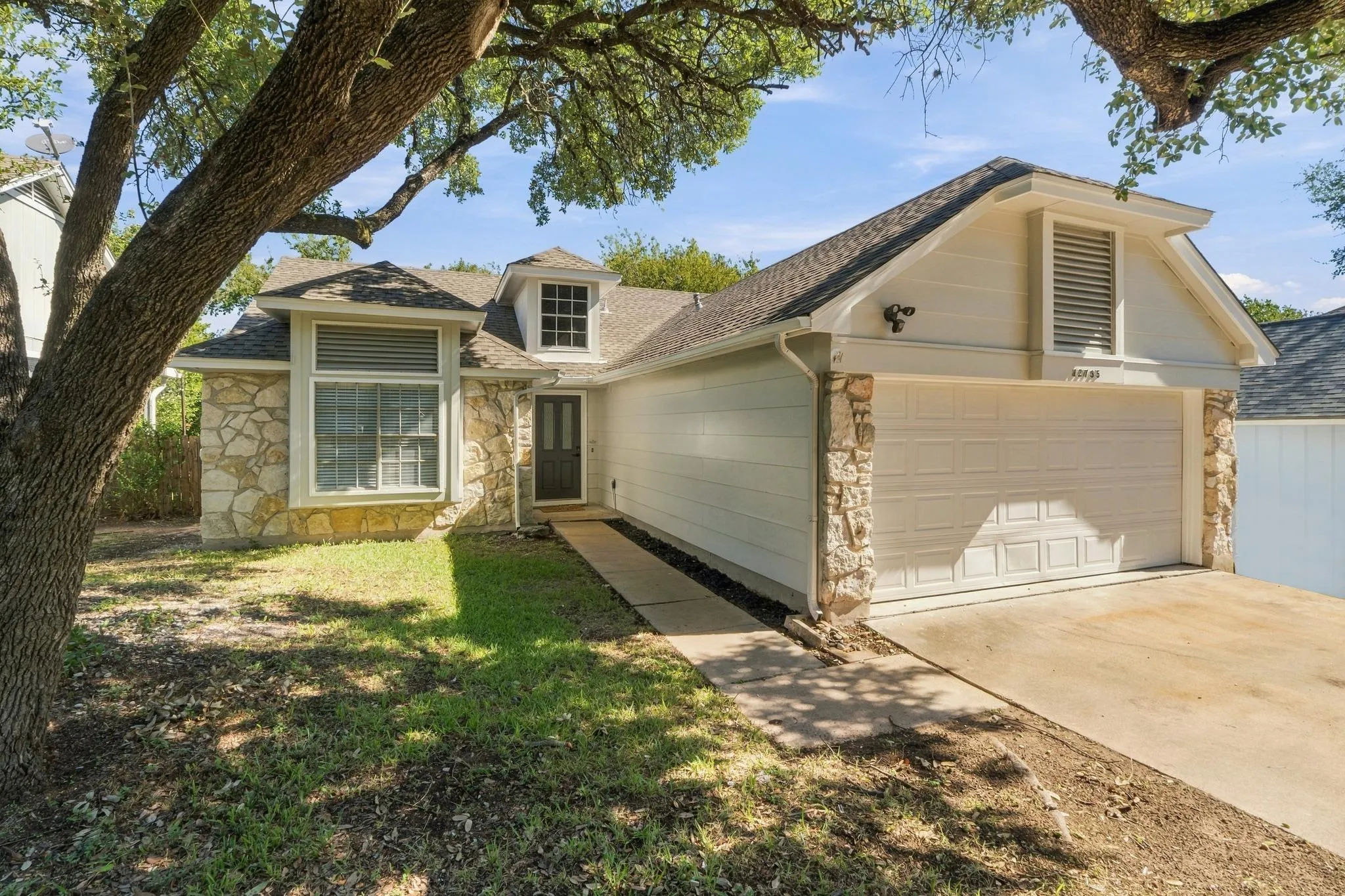 Photo 4 of 12735 MAGNOLIA MOUND TRL