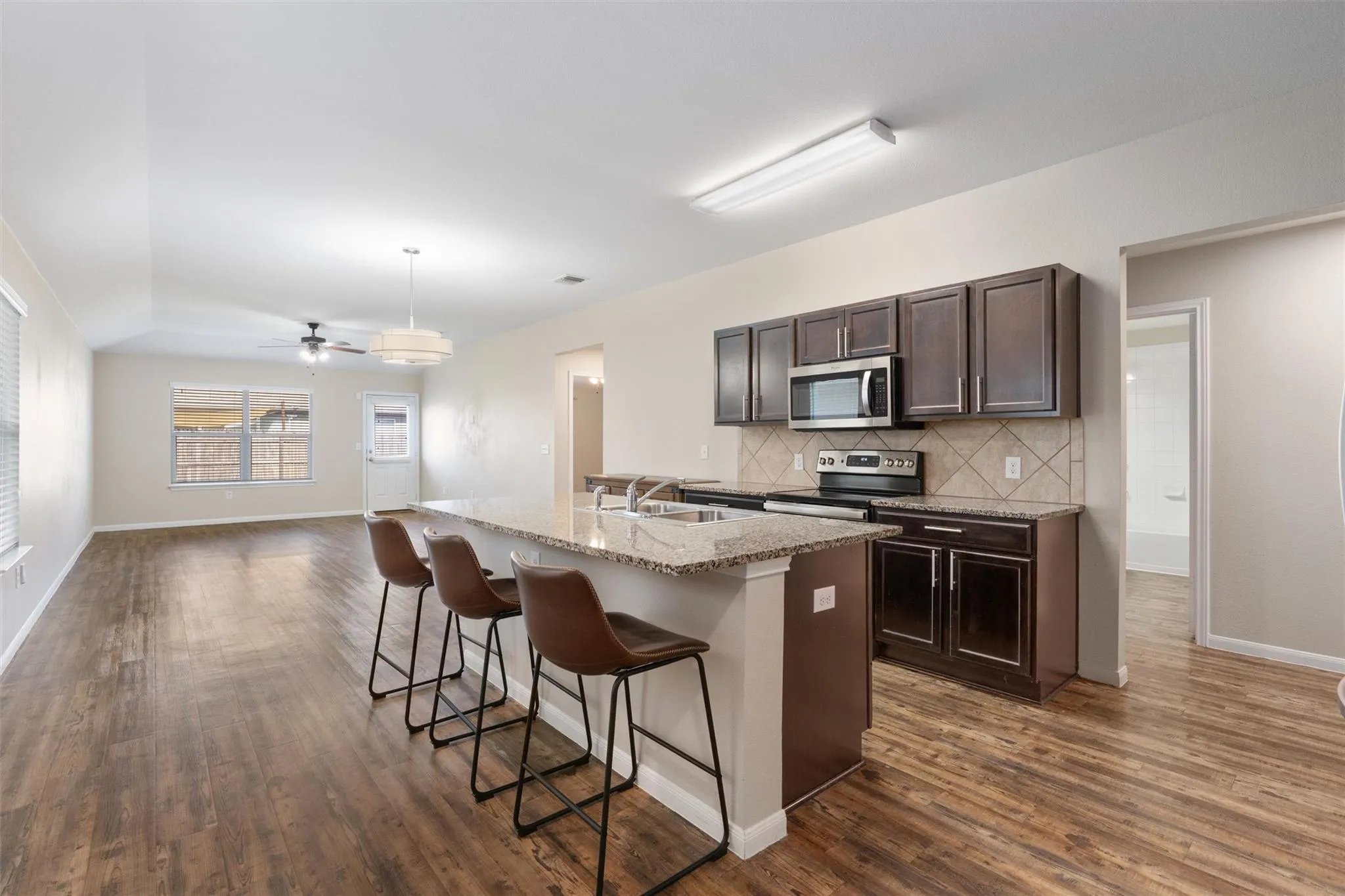 Photo 4 of 14500 CALLAN CT