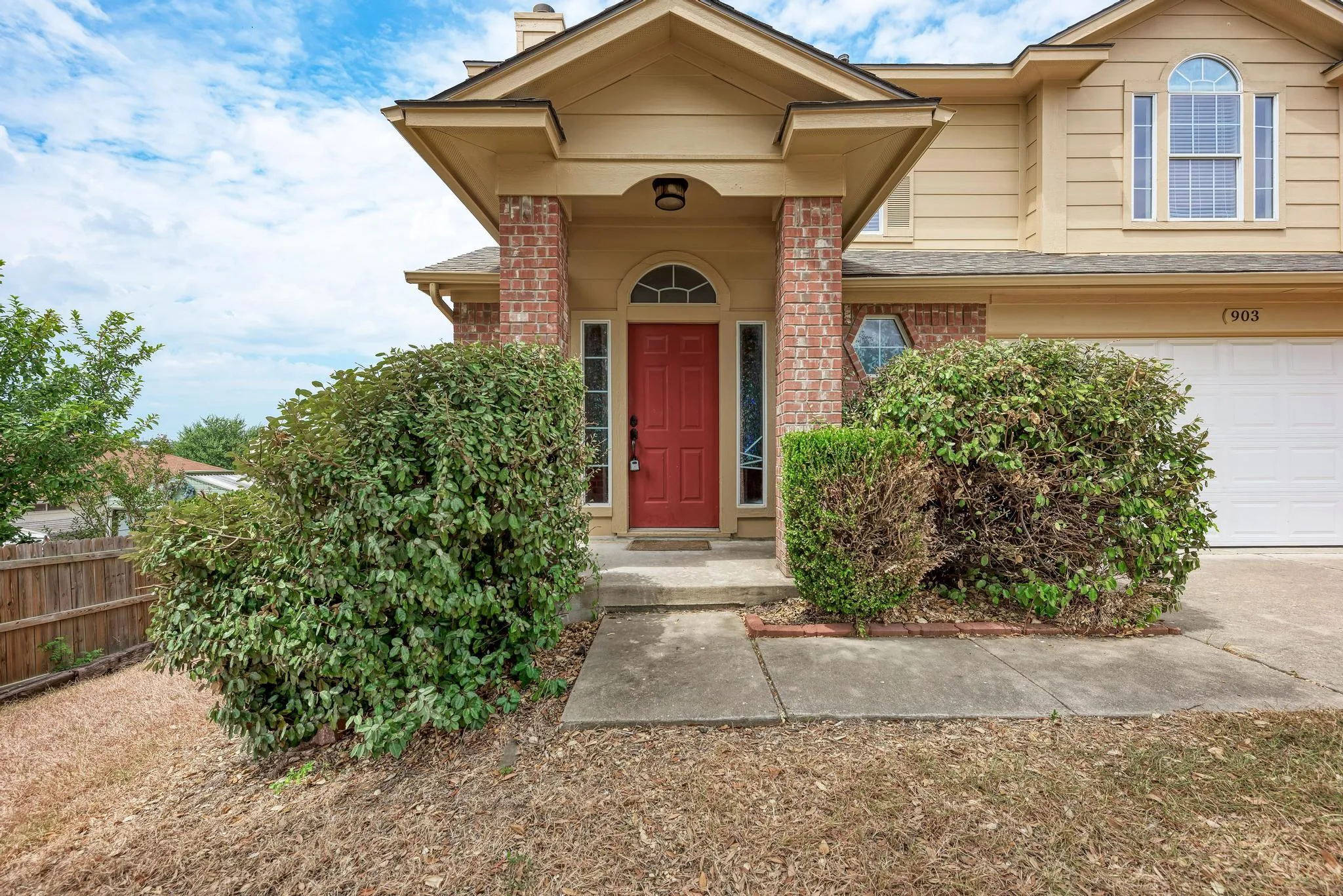 Photo of 903 ESTATE DR, Hutto, TX, 78634