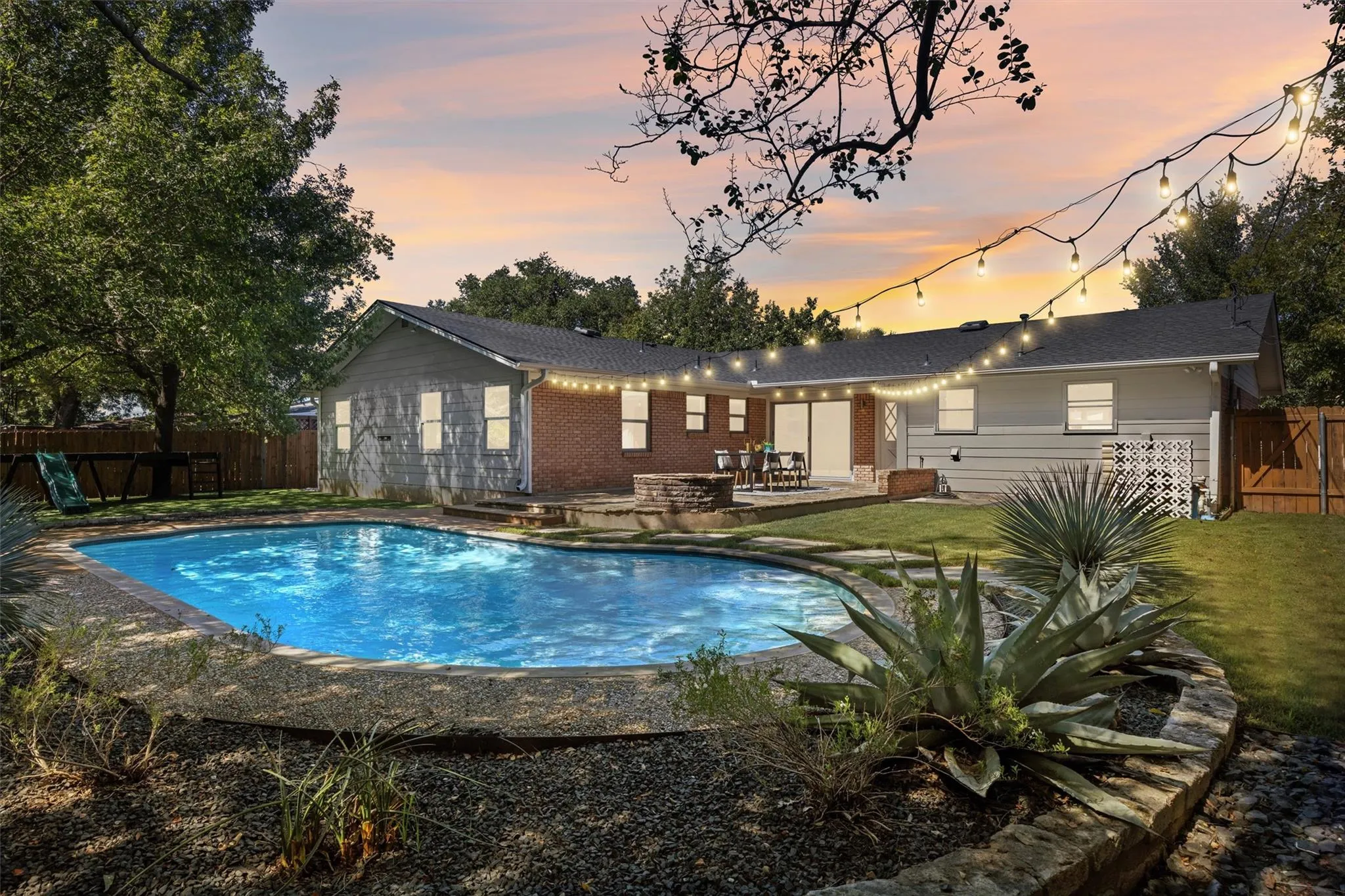 Photo of 4605 PACK SADDLE PASS, Austin, TX, 78745