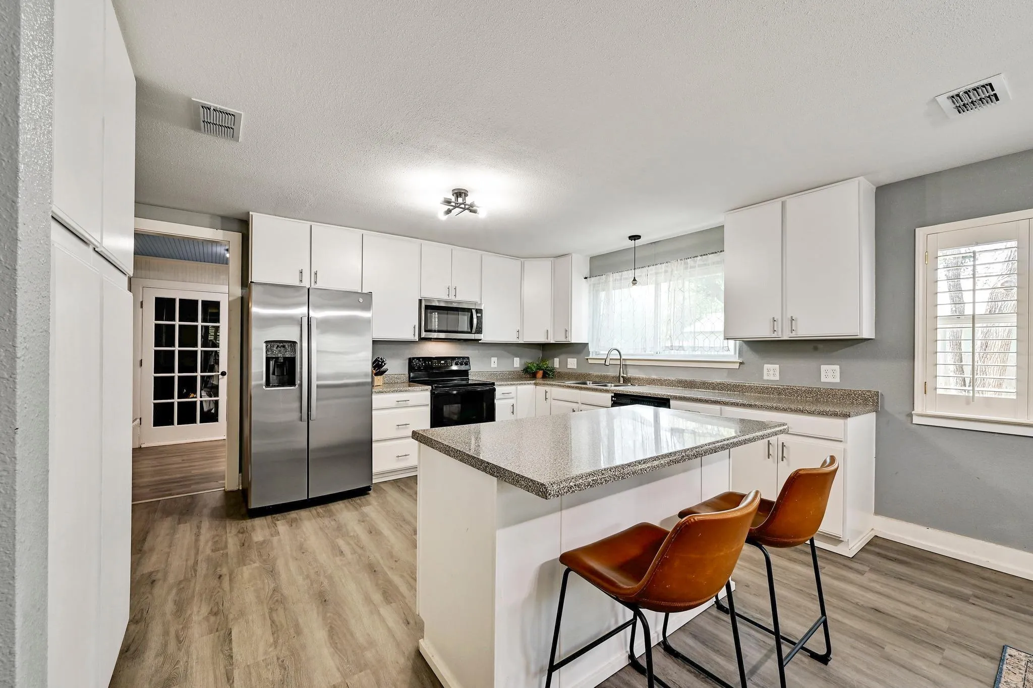 Photo 3 of 12501 PREECE DR