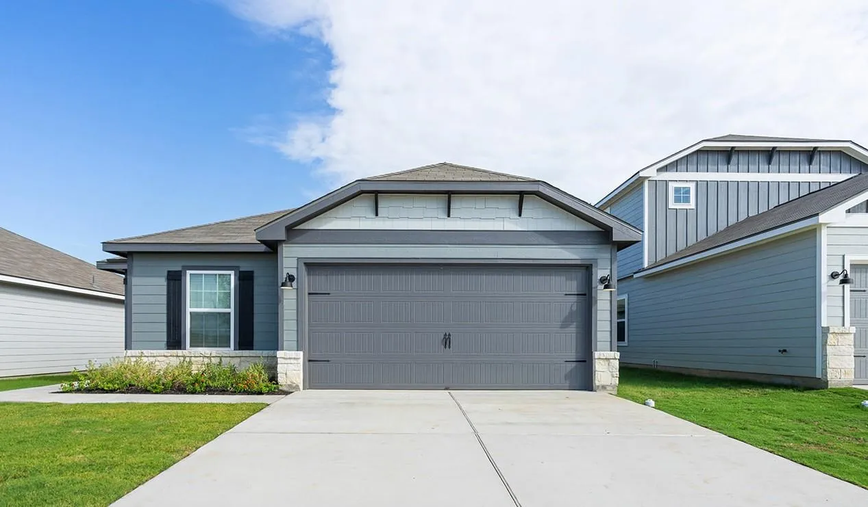 Photo of 213 W LUNA BLUE LN, Jarrell, TX, 76537