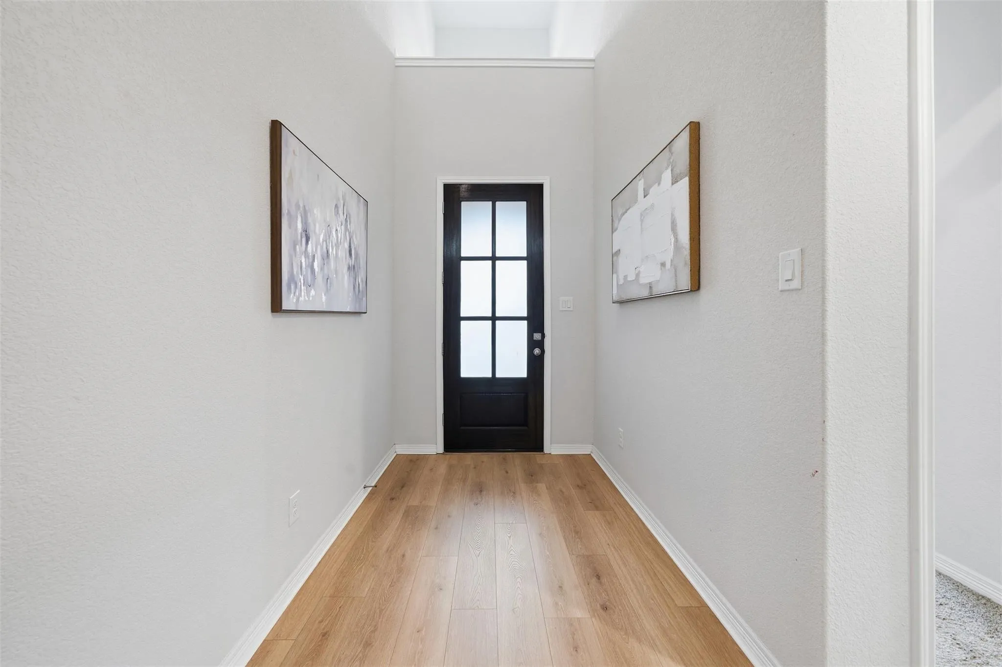 Photo 3 of 1005 ROLLINGWOOD TRL