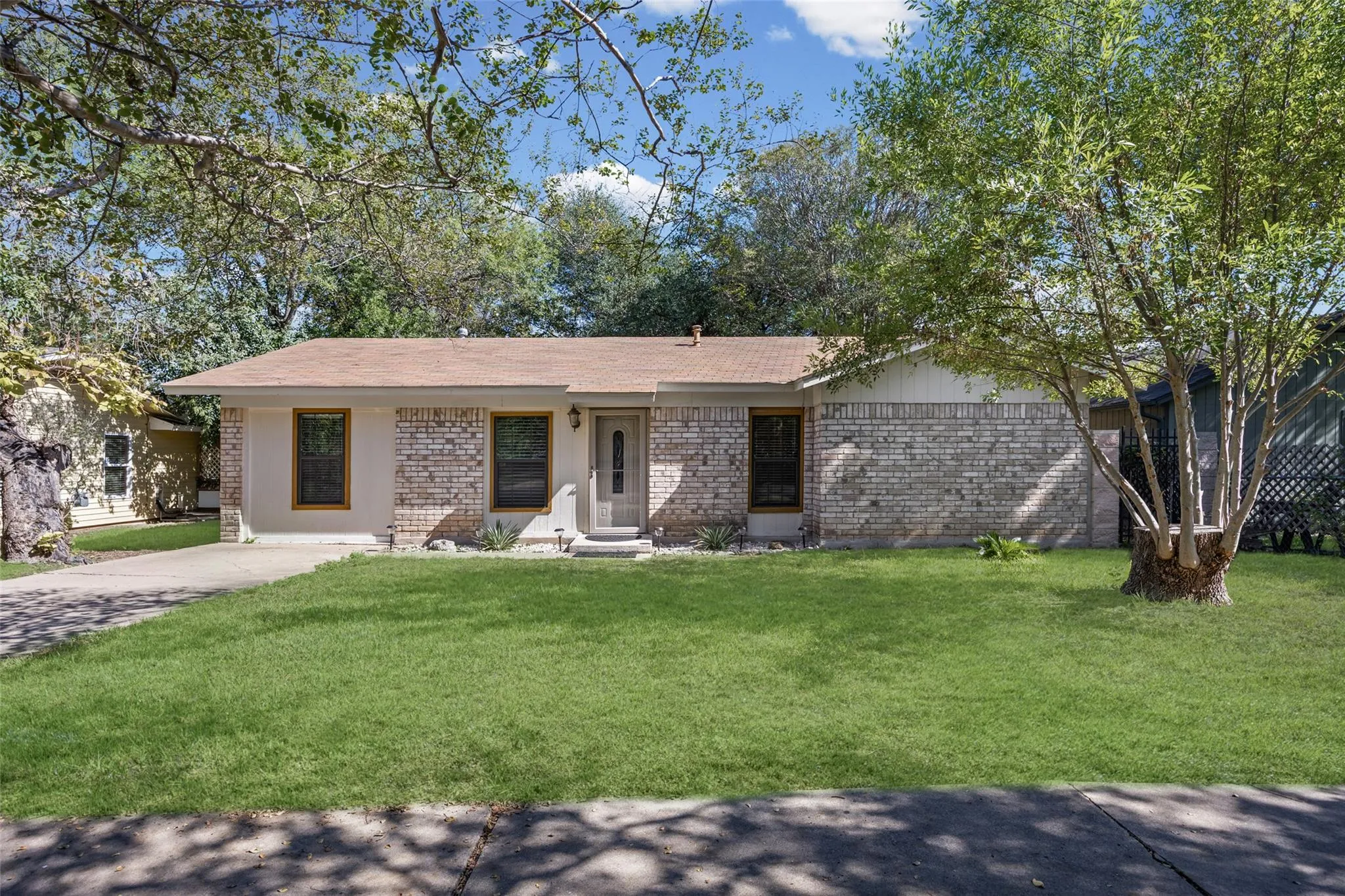 Photo of 1102 SAHARA AVE, Austin, TX, 78745