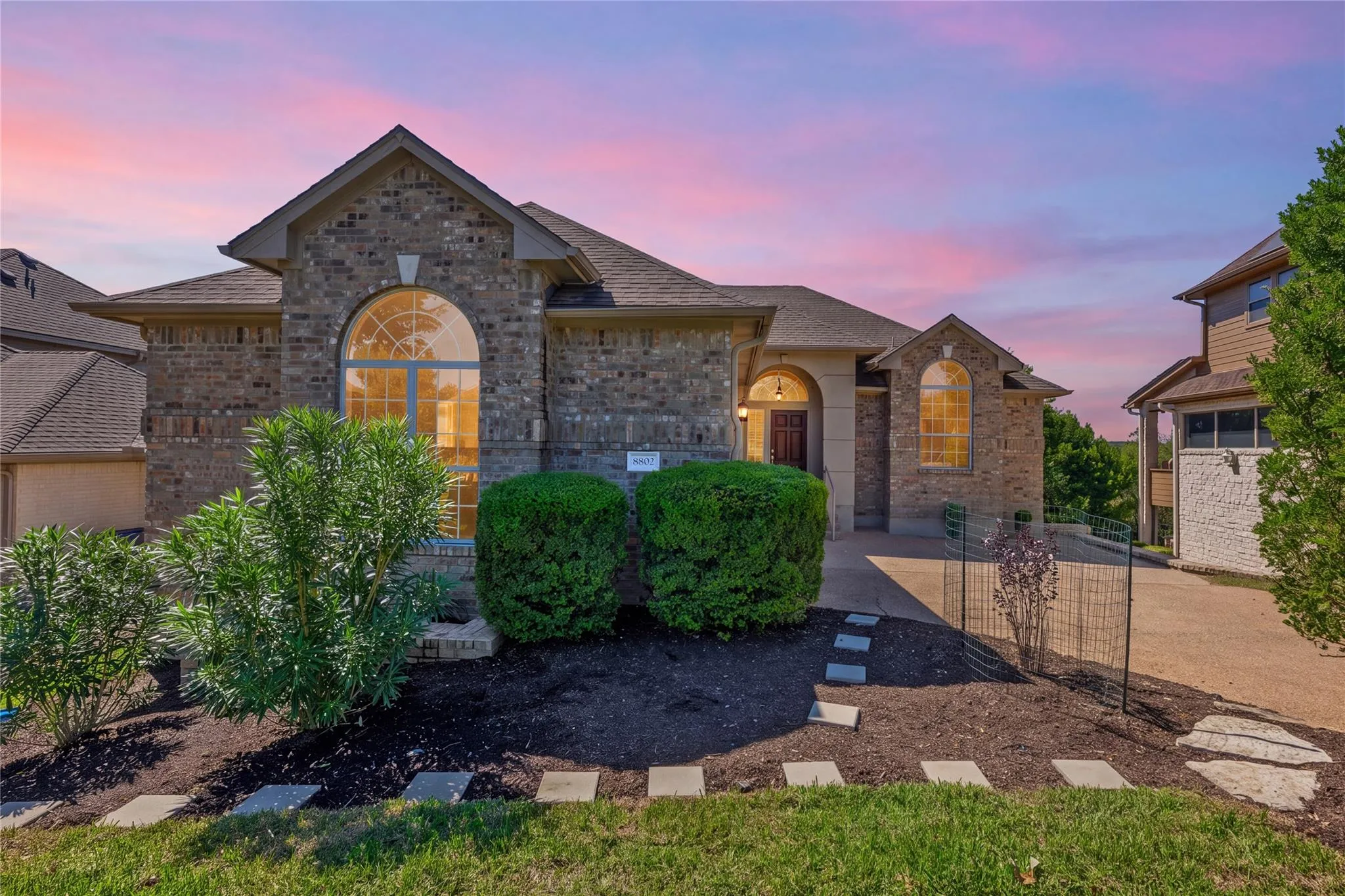 Photo of 8802 BLUEGRASS DR, Austin, TX, 78759