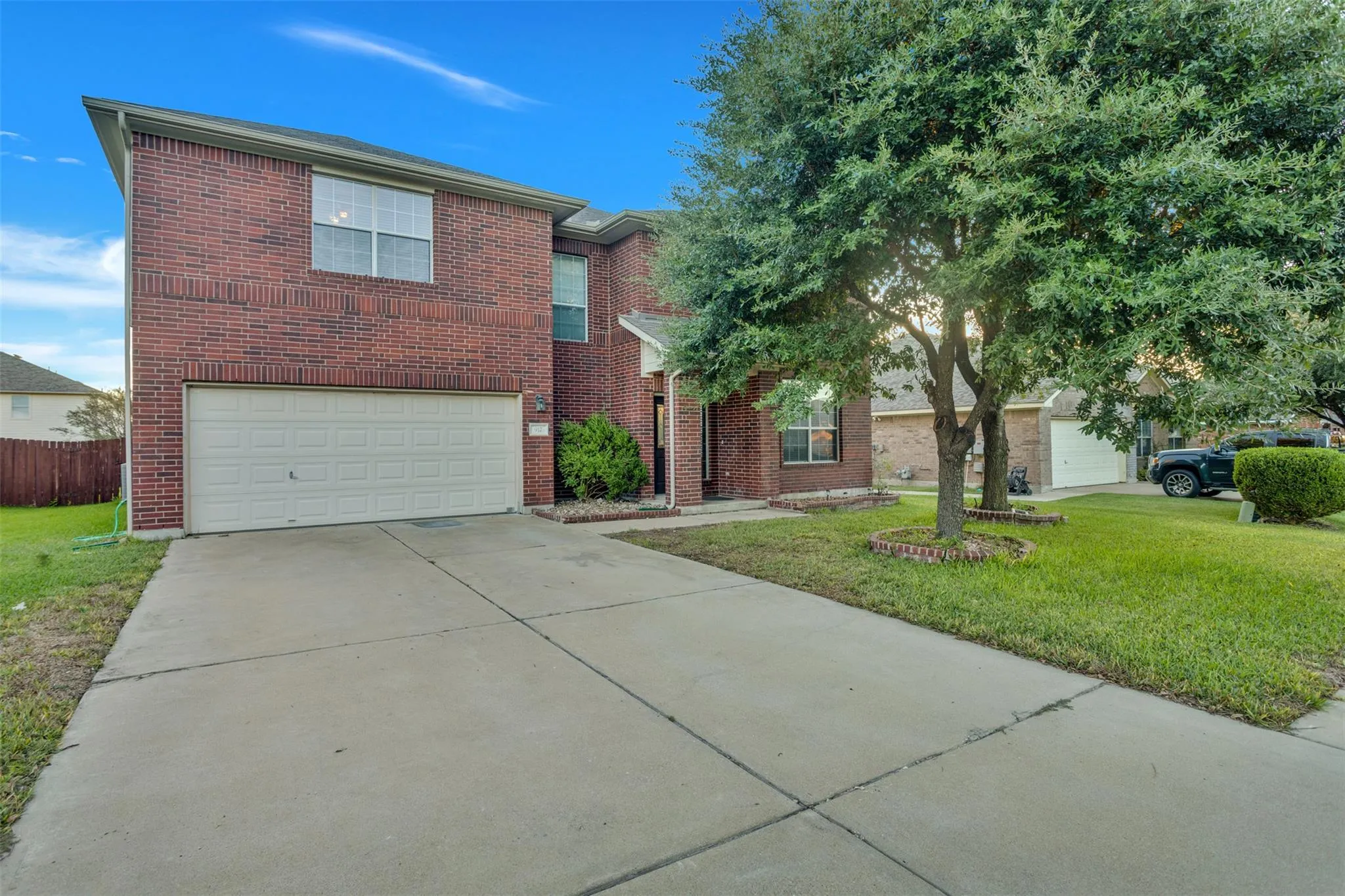Photo of 917 ABBEYGLEN CASTLE DR, Pflugerville, TX, 78660