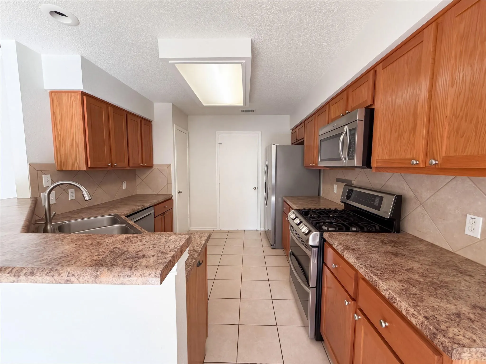 Photo 2 of 13020 MOORCROFT LN