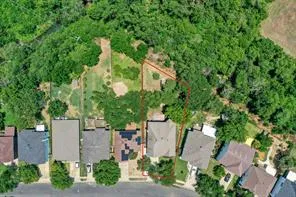 Photo 3 of 1609 BALSAM WAY