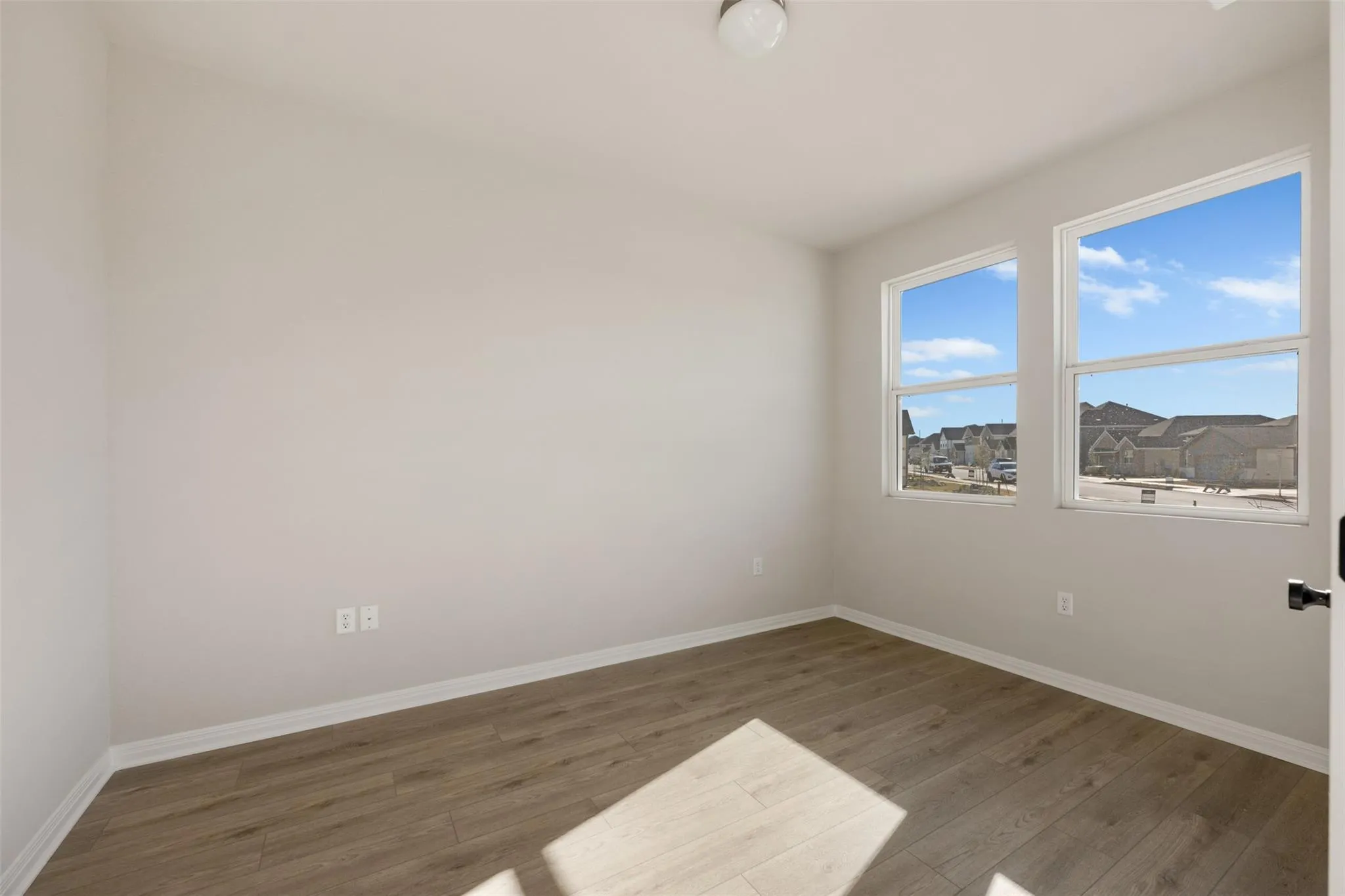 Photo 4 of 117 JANS WAY