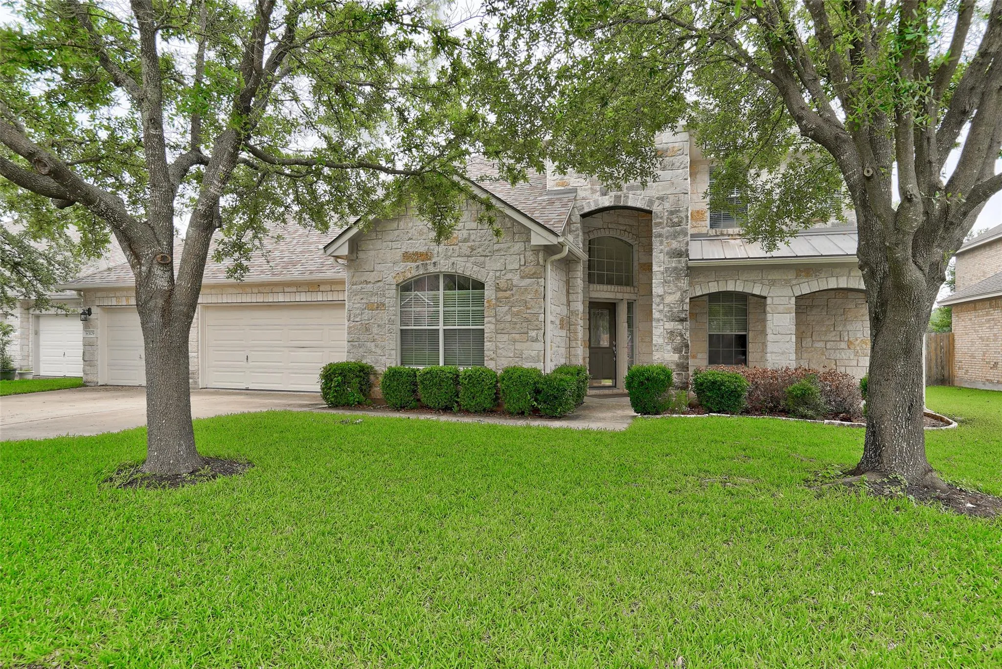 Photo of 3129 GOLDENOAK CIR, Round Rock, TX, 78681