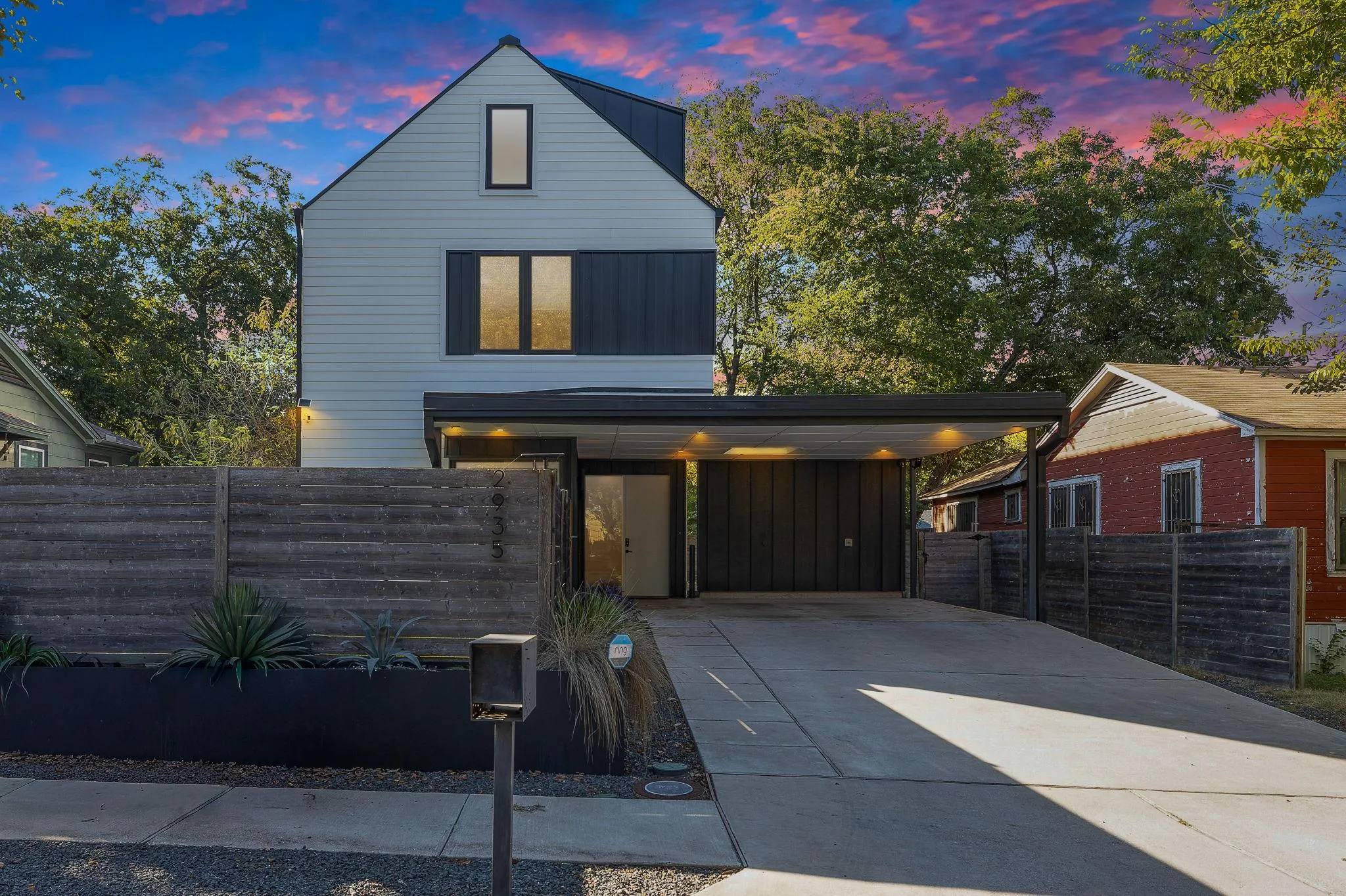 Photo of 2935 PANNELL ST, Austin, TX, 78722