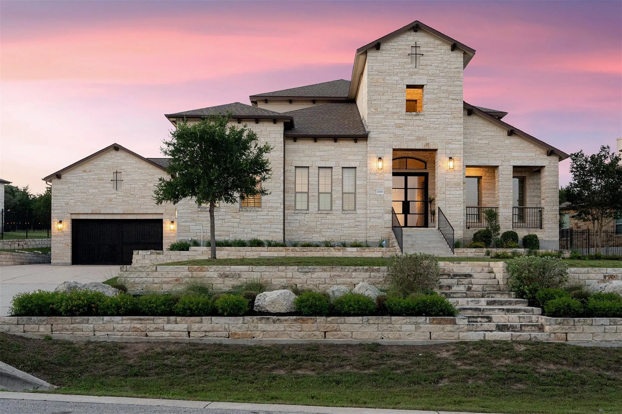 Photo of 6300 BERNIA DR, Austin, 78739
