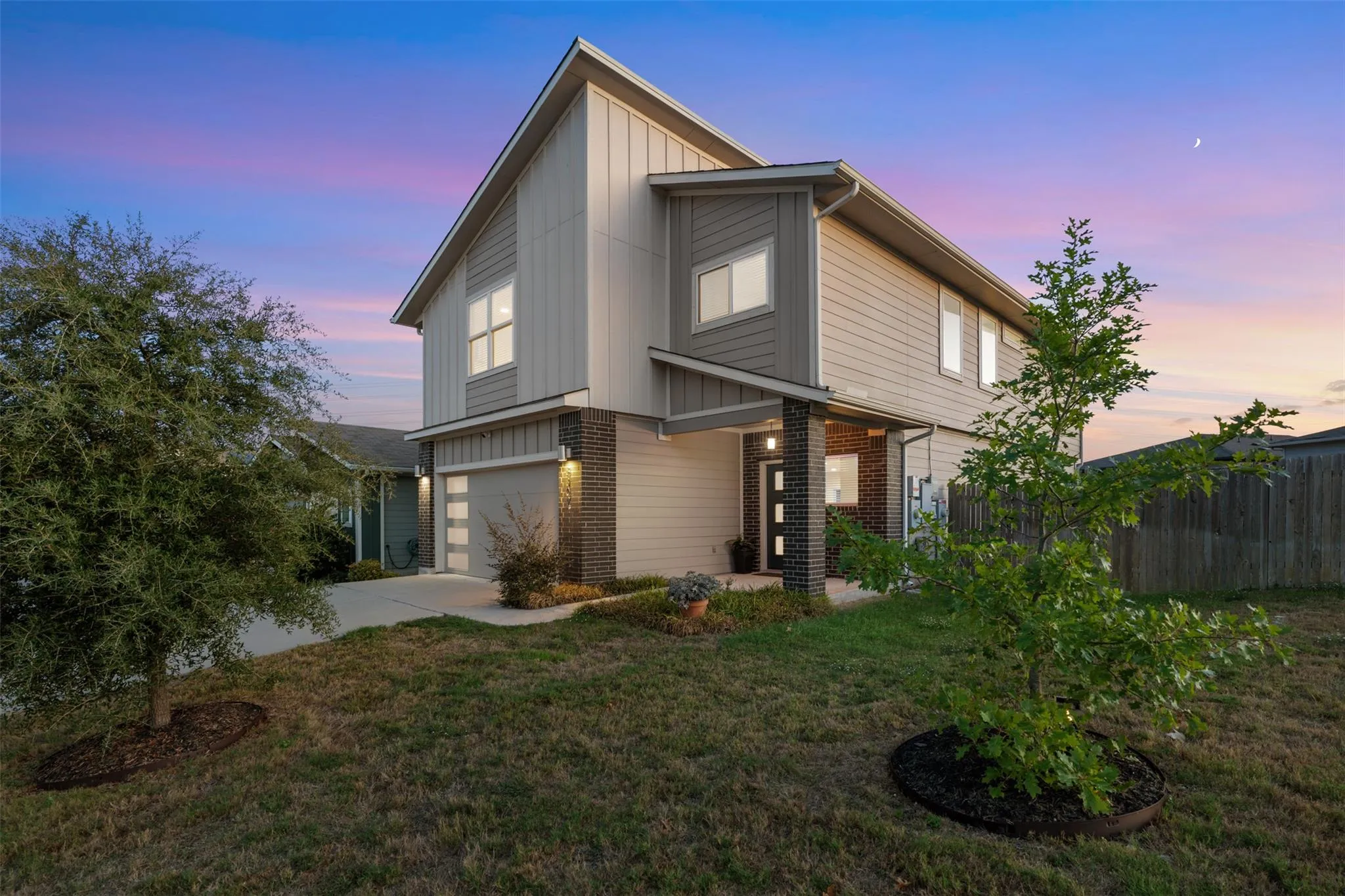 Photo of 8301 MIMI LN, Austin, 78724