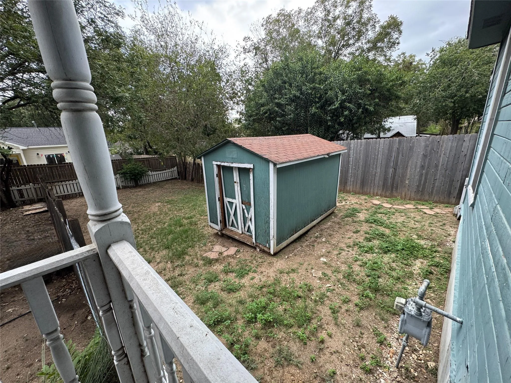 Photo 4 of 2503 WALTER ST