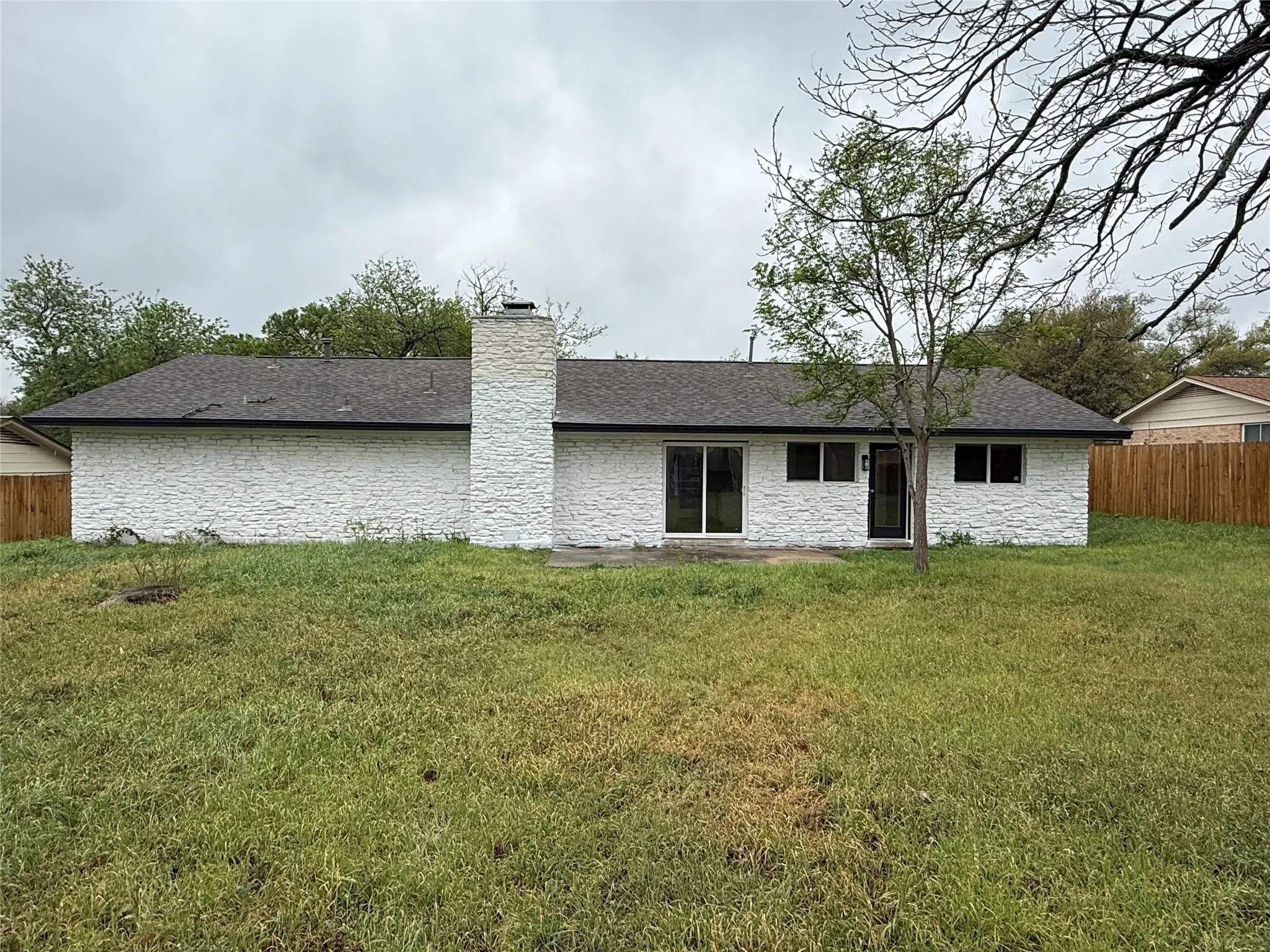 Photo 4 of 1402 CARDINAL HILL DR