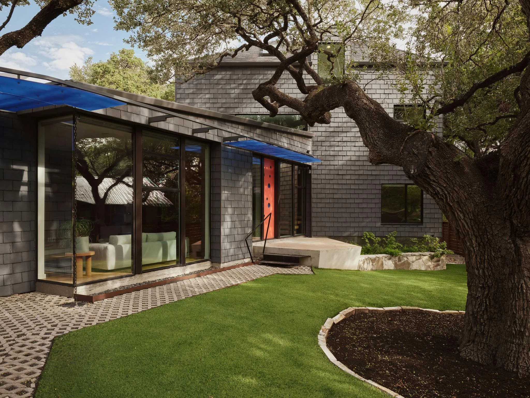 Photo of 504 E ANNIE ST, Austin, TX, 78704