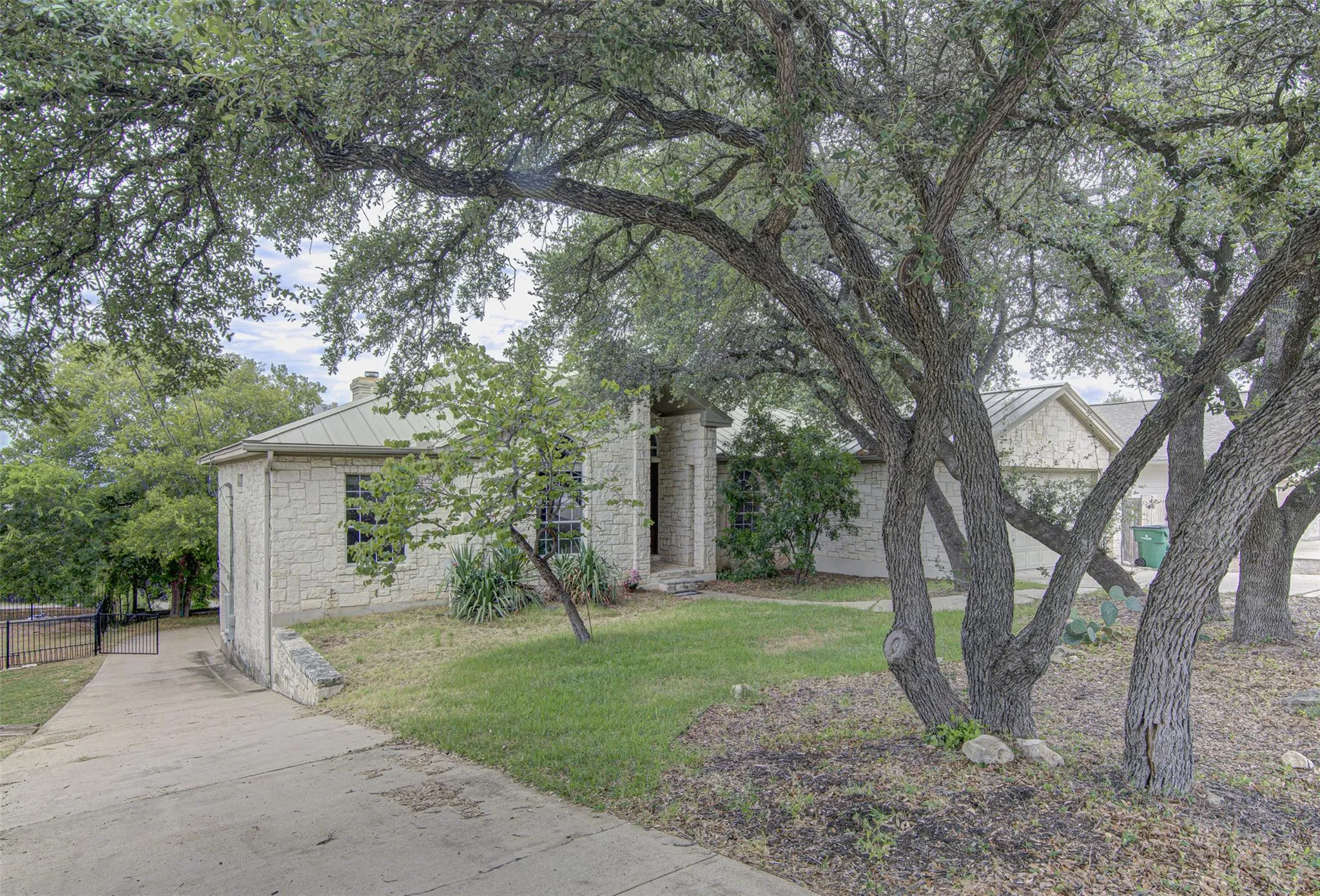 Photo of 5006 THUNDERBIRD ST, Lago Vista, 78645