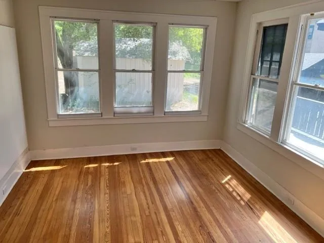 Photo 5 of 803 WEST AVE #2