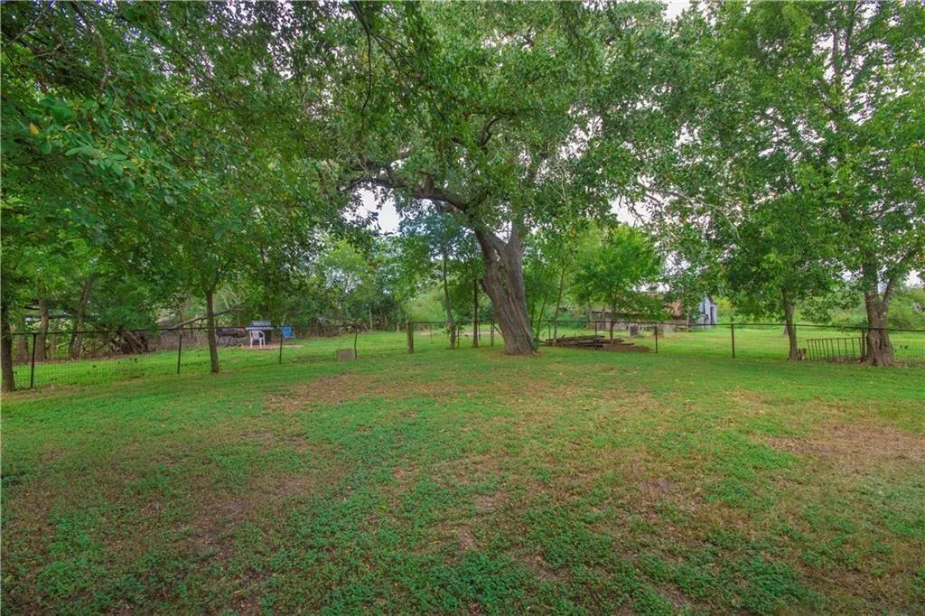 Photo of 18247 BLAKE MANOR RD #C, Manor, TX, 78653