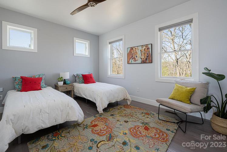 Main House 2nd Bedroom