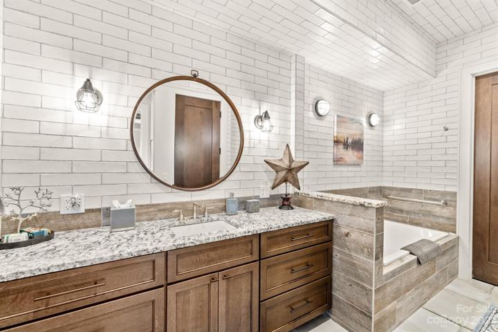 2nd En Suite Bathroom
