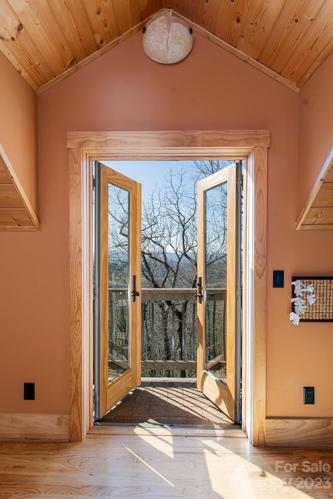 Upper Level Office Balcony