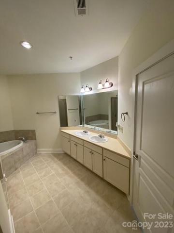 Dual sinks in the main bathroom