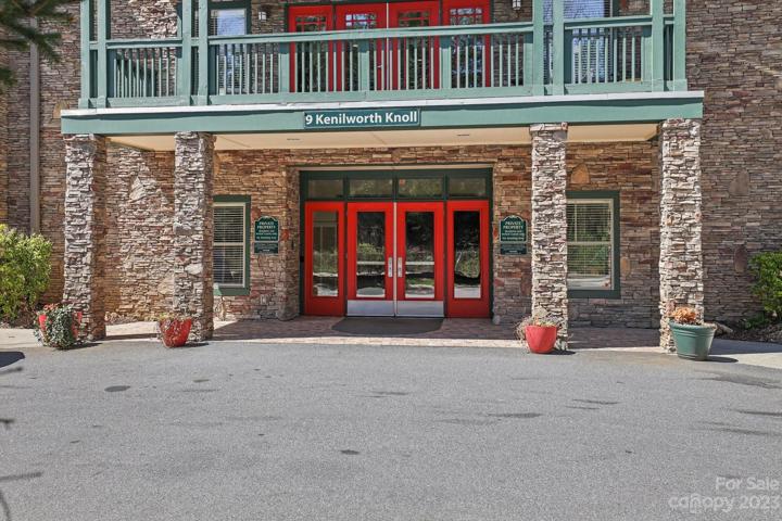 The entrance to the complex