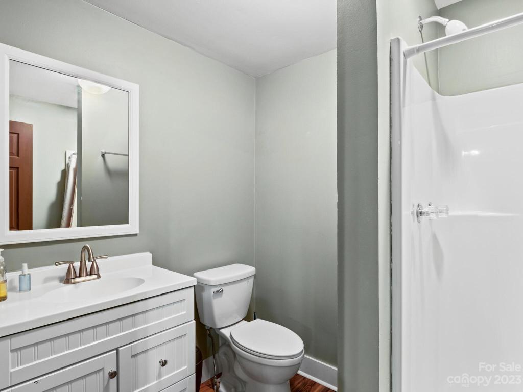 Full Bathroom- contiguous to house