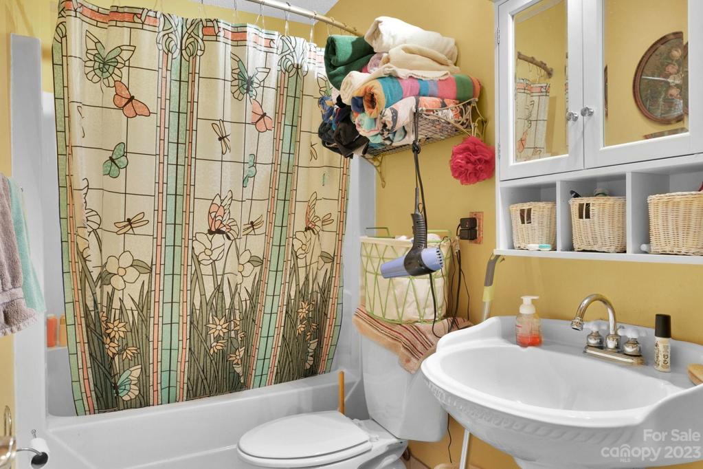 Bathroom 2