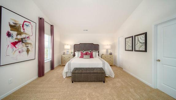 PHOTOS REPRESENTATIVE.