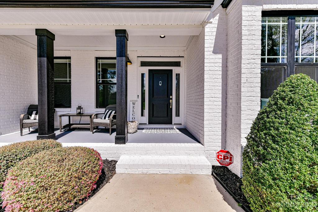 Covered Front Porch