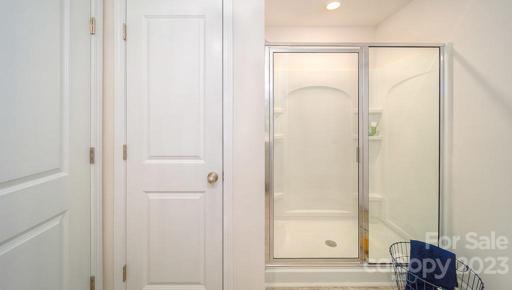 Photos are Representative